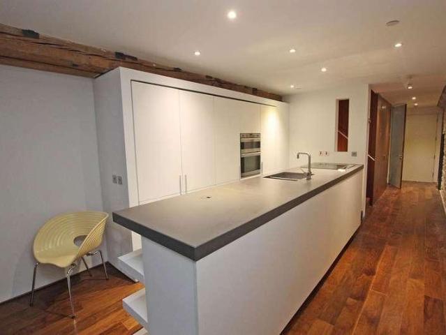 Flat for sale in Stonehouse, Mount Wise