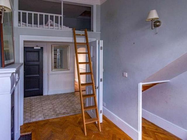 Flat for sale in Alton Barnes, Essex