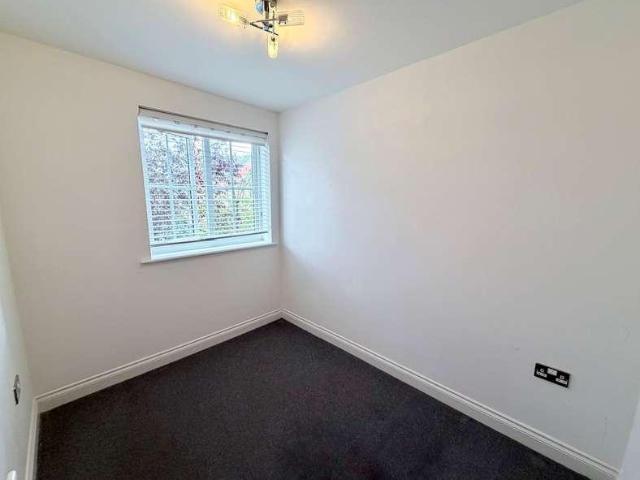 Flat for sale in Broadheath, Trafford Park