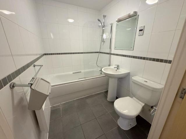 Flat for sale in Poole
