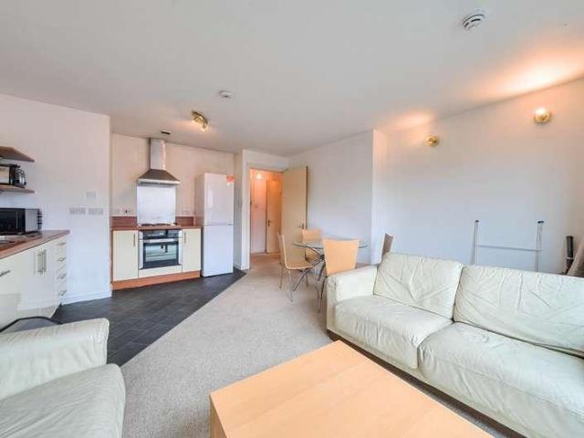 Flat for sale in City Centre, Salford