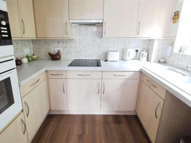 Flat for sale in The Galleries, Navestock Side