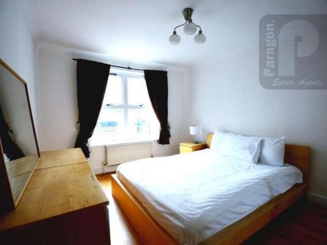Flat for sale in St. John's Wood, Greater London