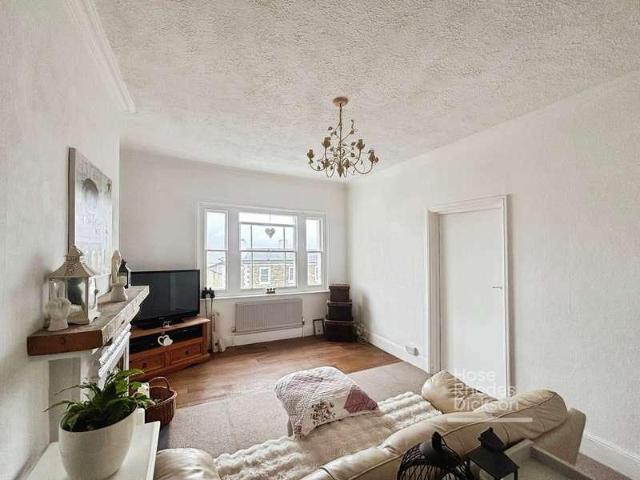 Flat for sale in Appley, Ryde
