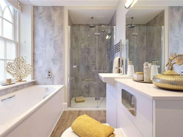 Flat for sale in Binfield