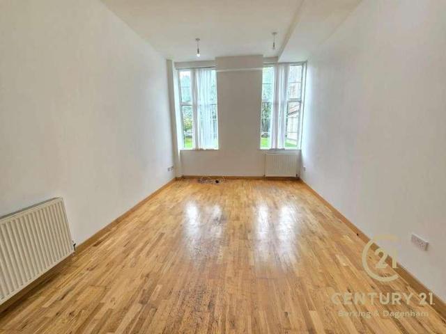 Flat for sale in Becontree, Isle Of Man