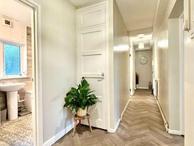 Flat for sale in Wales