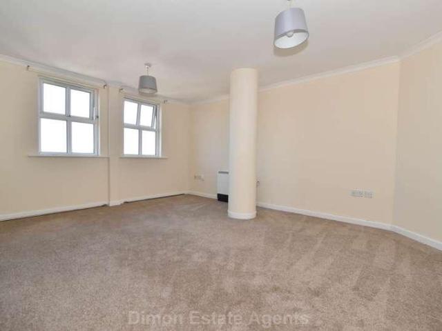 Flat for sale in Forton, Middlecroft