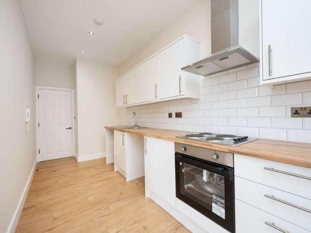 Flat for sale in London, Ratcliffe