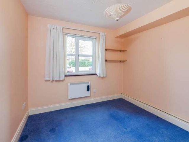 Flat for sale in Dromore, Oxfordshire