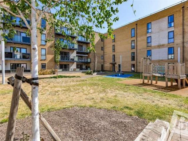 Flat for sale in Barking, Barking Riverside