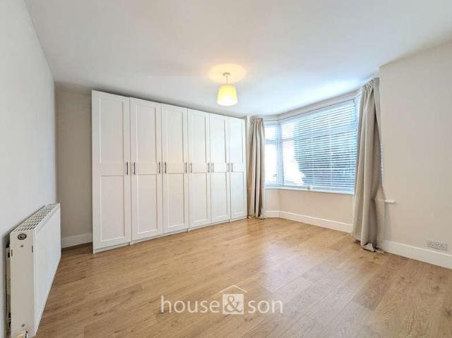 Flat for sale in Winton, Bournemouth