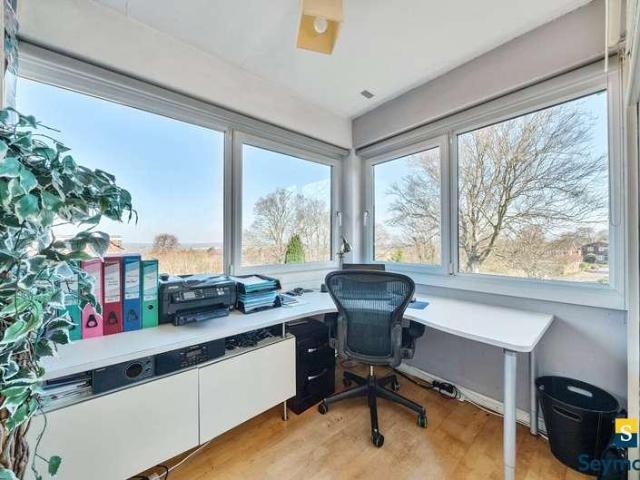 Flat for sale in Charlotteville, Westborough