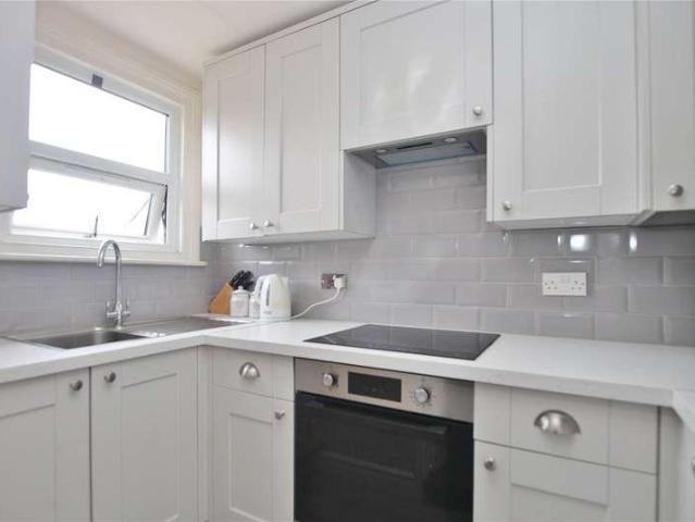 Flat for sale in Woking, Surrey