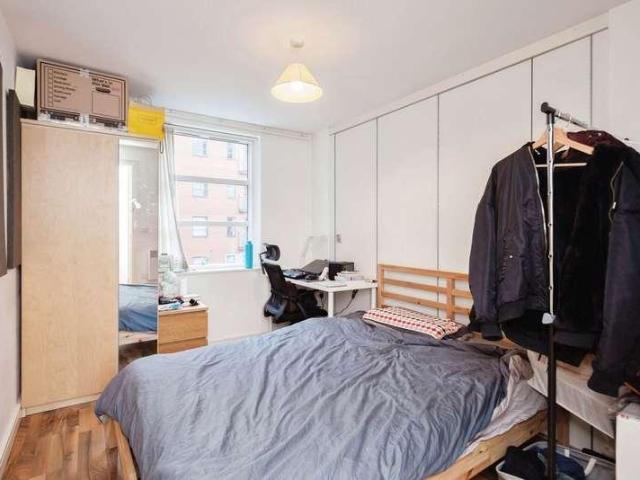 Flat for sale in City Centre, Georgia