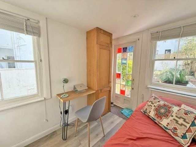 Flat for sale in Brunswick, Brighton & Hove