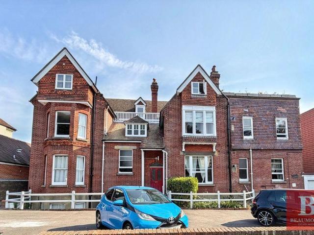 Flat for sale in Round Hill, Brighton