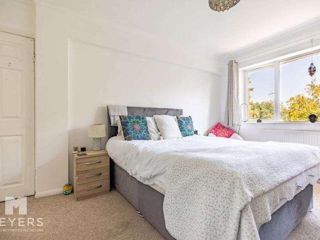 Flat for sale in Winton, Bournemouth