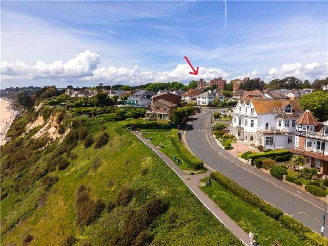 Flat for sale in Bournemouth