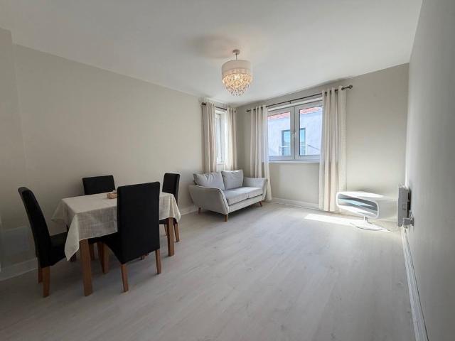 Apartment for rent in The Polygon, City Of Southampton