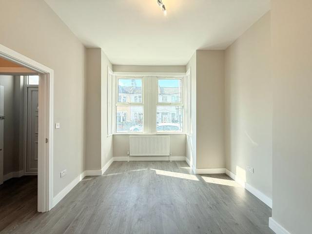 Apartment for rent in Forest Gate, Greater London