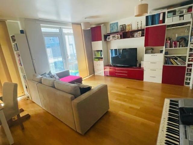 Apartment for rent in Westminster, Victoria