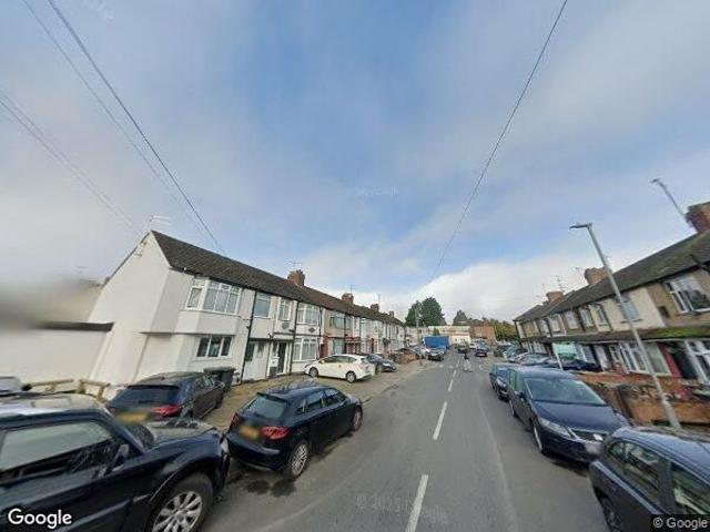 Apartment for rent in Farley Hill, Spring Park