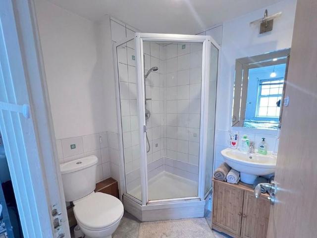 Apartment for rent in London Borough of Barking and Dagenham, Greater London
