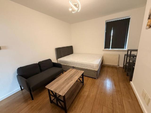 Apartment for rent in Leyton, Greater London