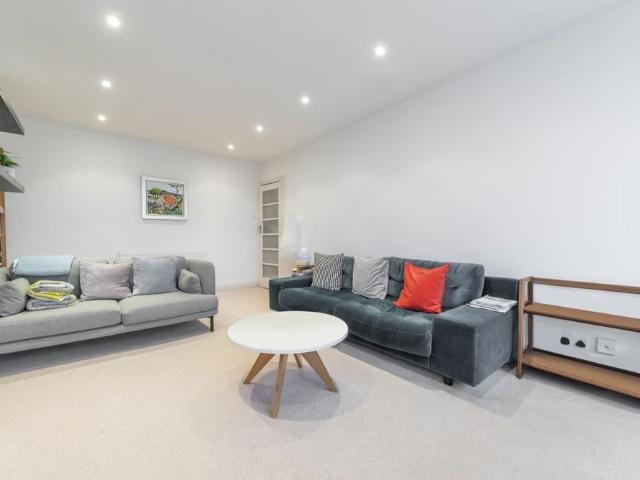 Apartment for rent in London Borough of Camden, Greater London