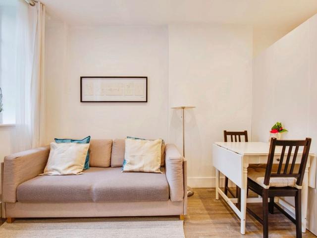 Apartment for rent in Cat Hill, Isle Of Man