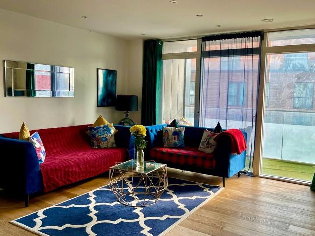 Apartment for rent in East Greenwich, Greater London