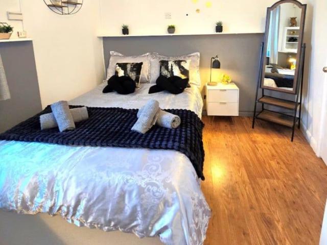 Apartment for rent in Lenton Abbey, Haddon