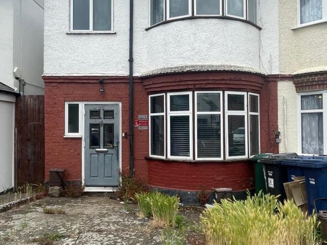 Apartment for rent in Brent Cross, Greater London