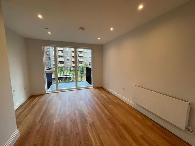 Apartment for rent in Newtown, Reading