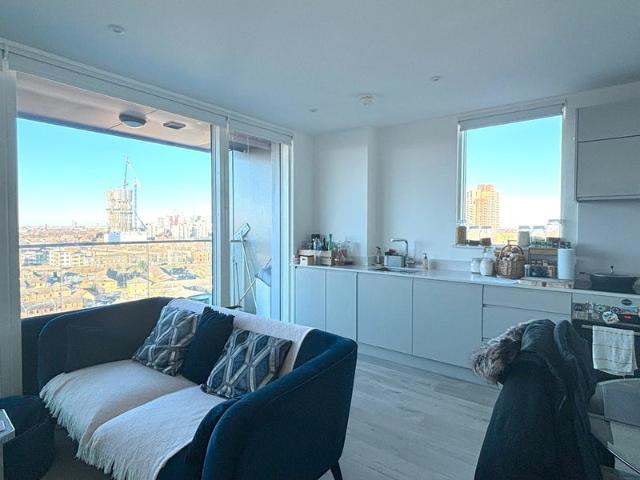 House for rent in Bromley-by-Bow, Poplar Grove