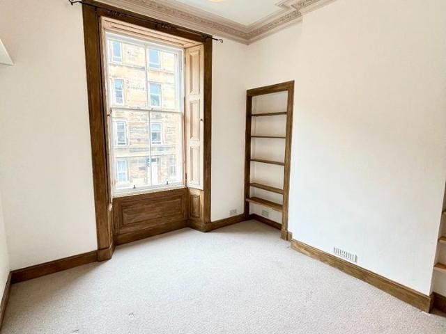 Apartment for rent in Mayfield, Newington
