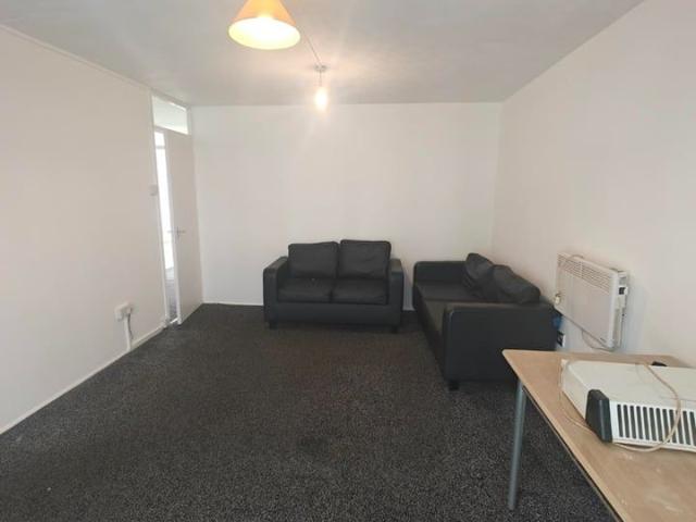 Apartment for rent in Gants Hill, Greater London