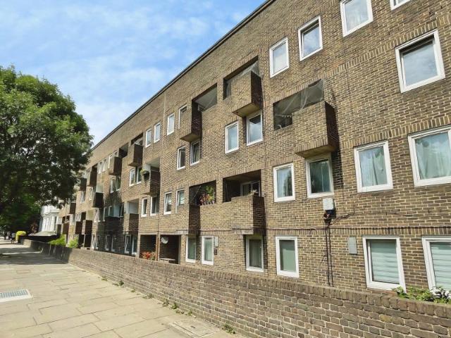 Apartment for rent in Maida Hill, Greater London
