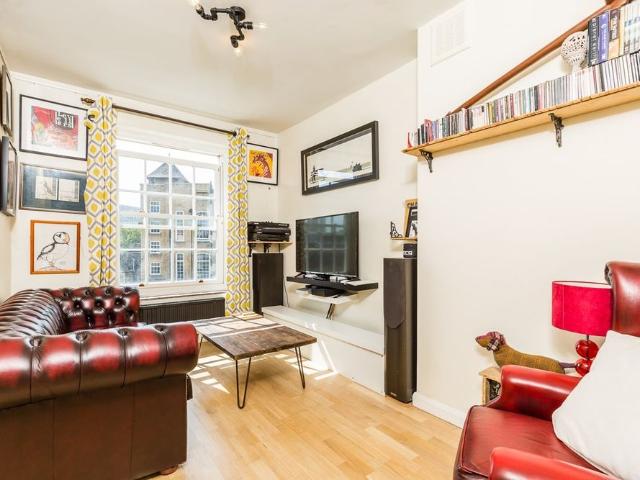 Apartment for rent in Kennington Cross, Greater London