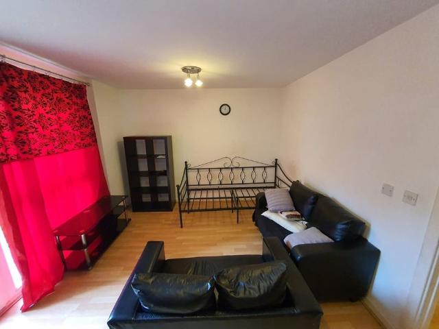 Apartment for rent in Enborne, West Berkshire