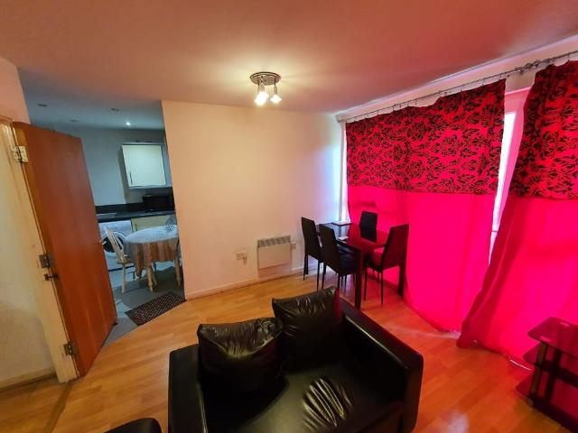 Apartment for rent in Enborne, West Berkshire