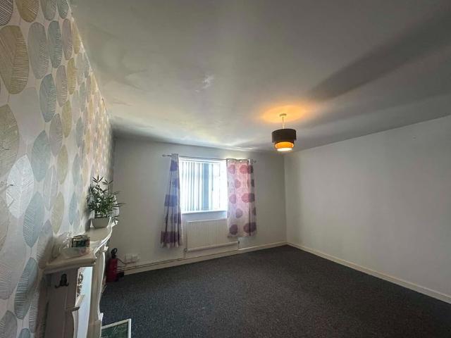 Apartment for rent in Birkenhead, Wirral