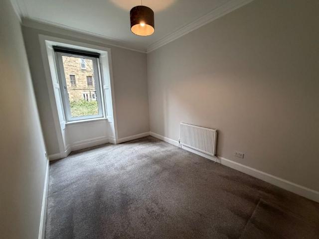 Apartment for rent in Stenhouse, Scotland