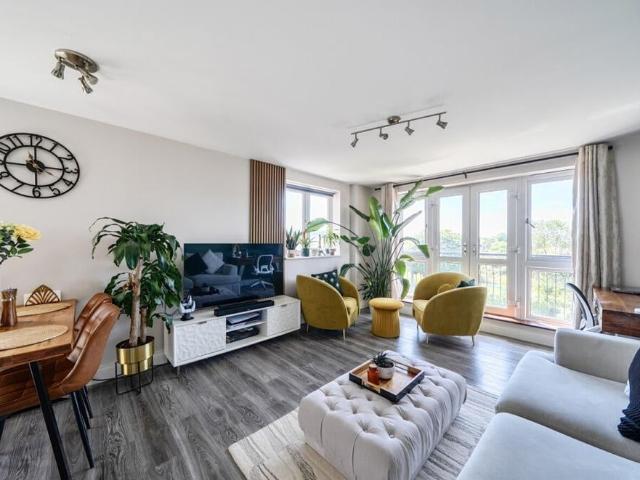 Apartment for rent in Newtown, Reading