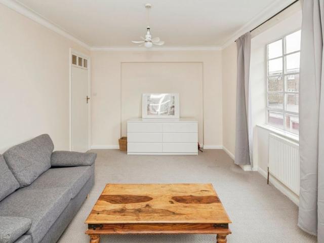 Apartment for rent in Balham, Greater London