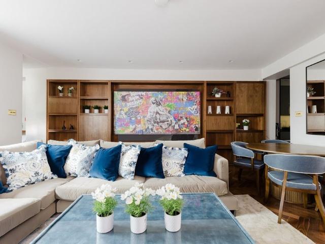 Apartment for rent in Kensington, Greater London