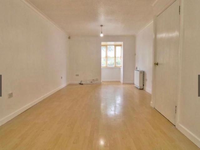 Apartment for rent in Spring Park, Luton