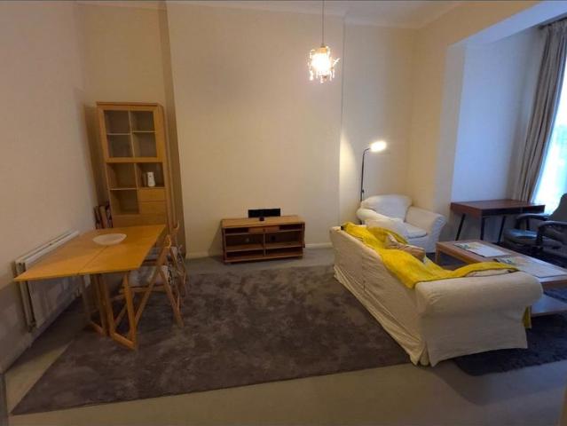 Apartment for rent in Earl's Court, Greater London