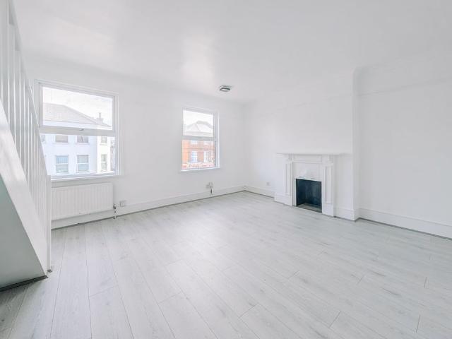 Apartment for rent in London Borough of Croydon, Greater London